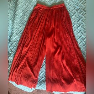 GU Uniqlo Wide leg Red flared flowy pants